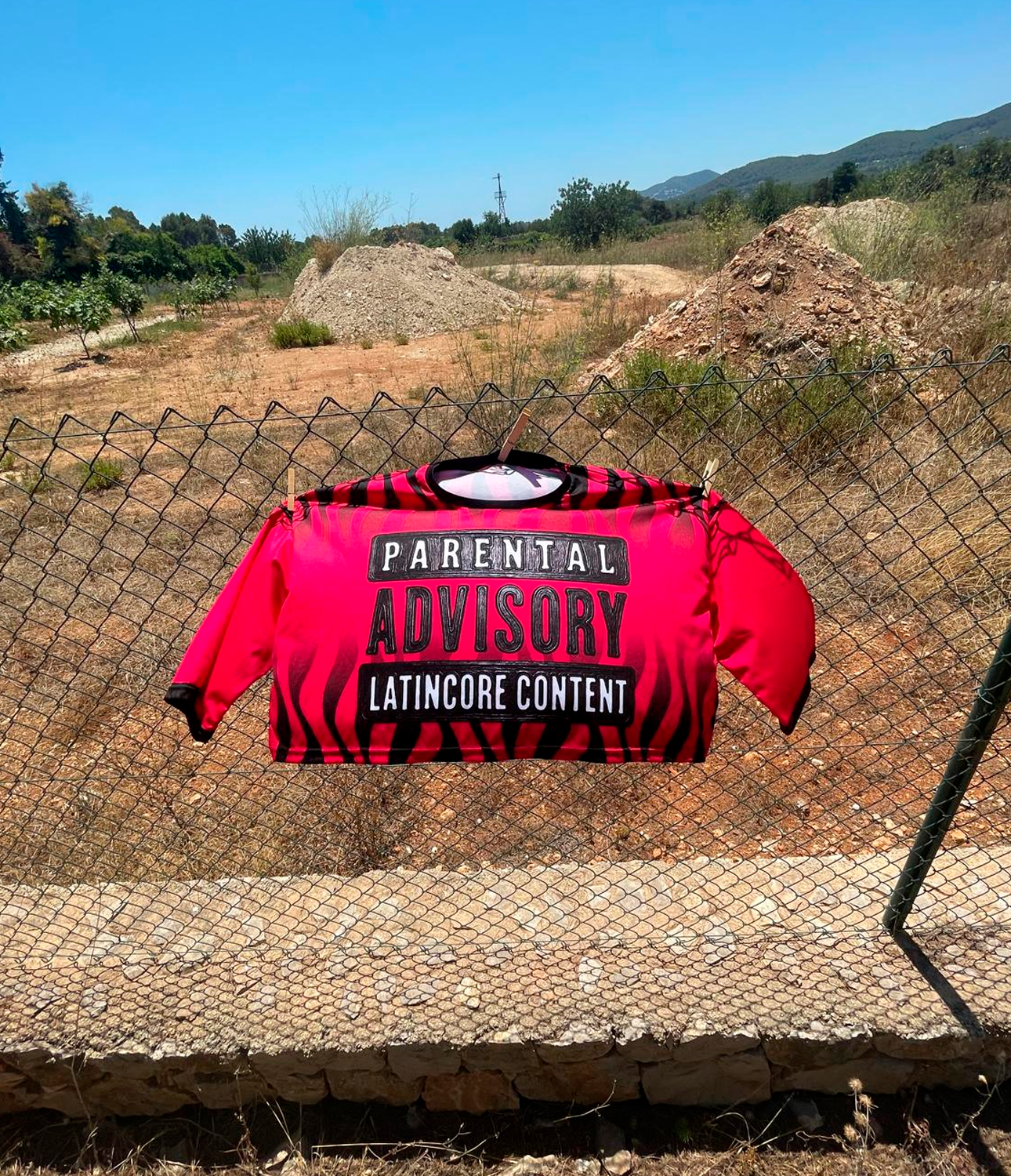 LATINCORE BLACK & PINK CROPPED JERSEY | LIMITED EDITION